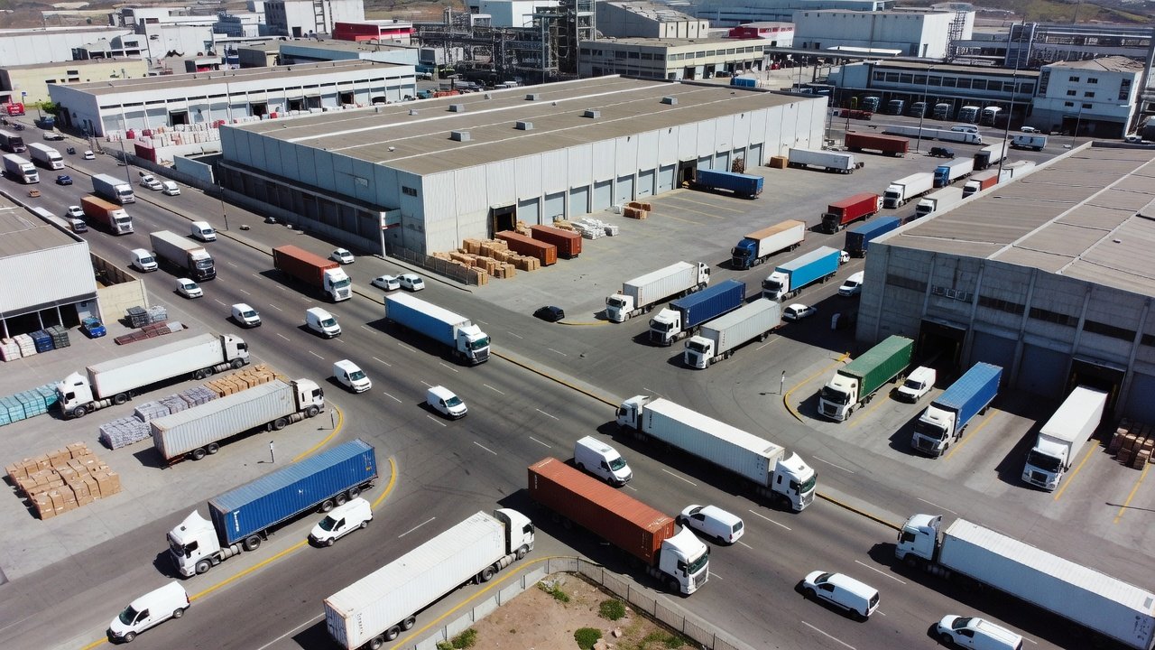 Transporte de carga en la cadena de suministro